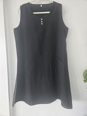 Sleeveless Black Shift Dress with Button Detail